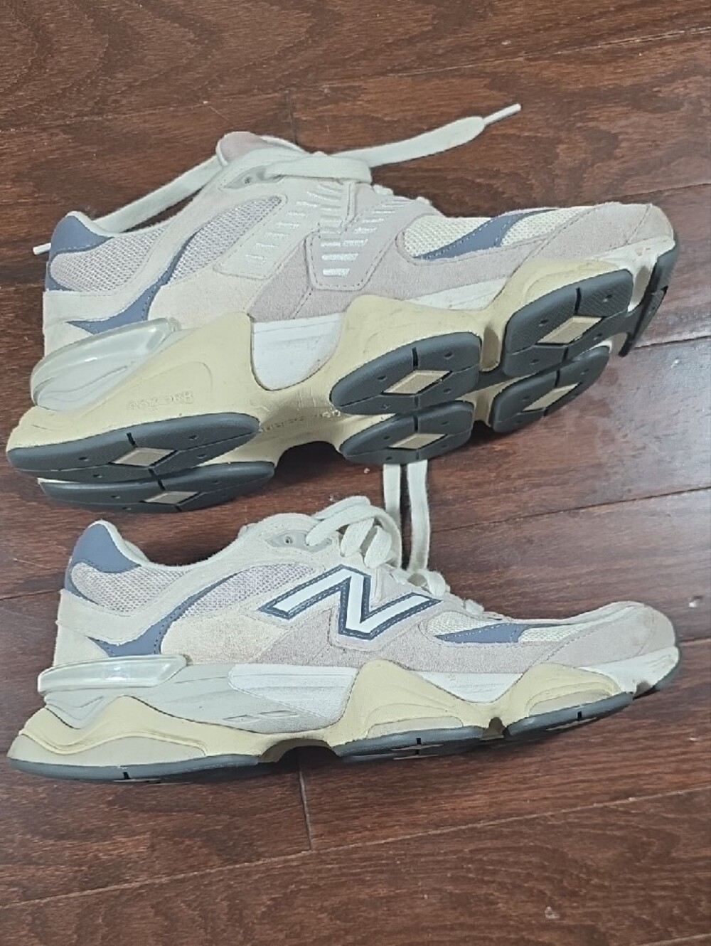 New Balance 9060 sneakers 'Moonrock Linen' - Picture 2 of 6